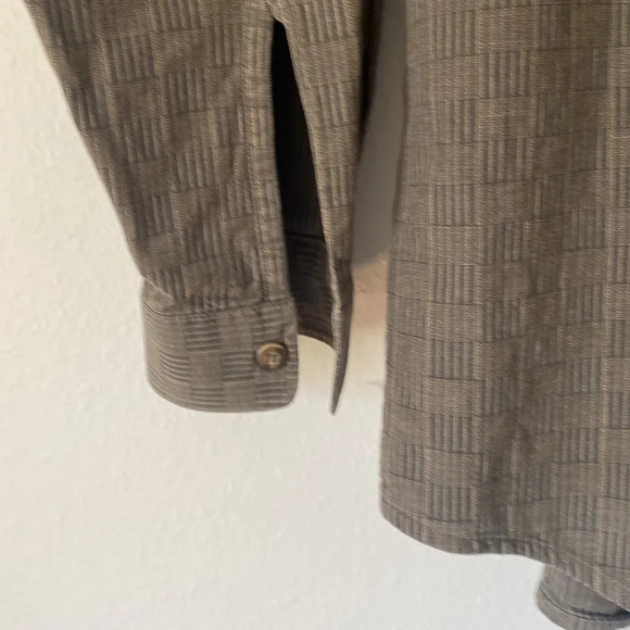 Patagonia sz L organic cotton long sleeve button down great pre owned condition - Picture 4 of 5
